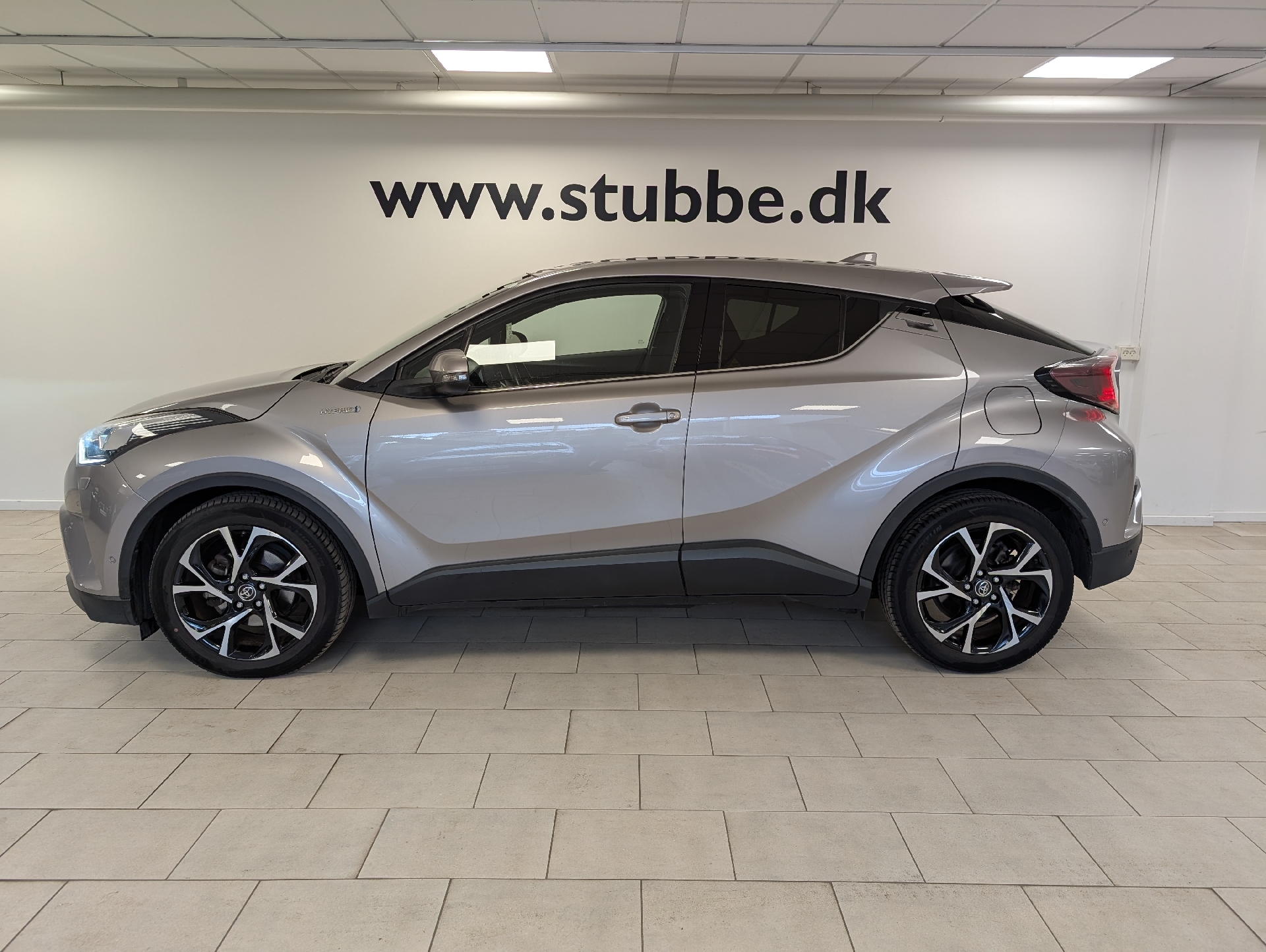 Billede af Toyota C-HR 1,8 Hybrid C-LUB Smart - LED Multidrive S 122HK 5d Aut.