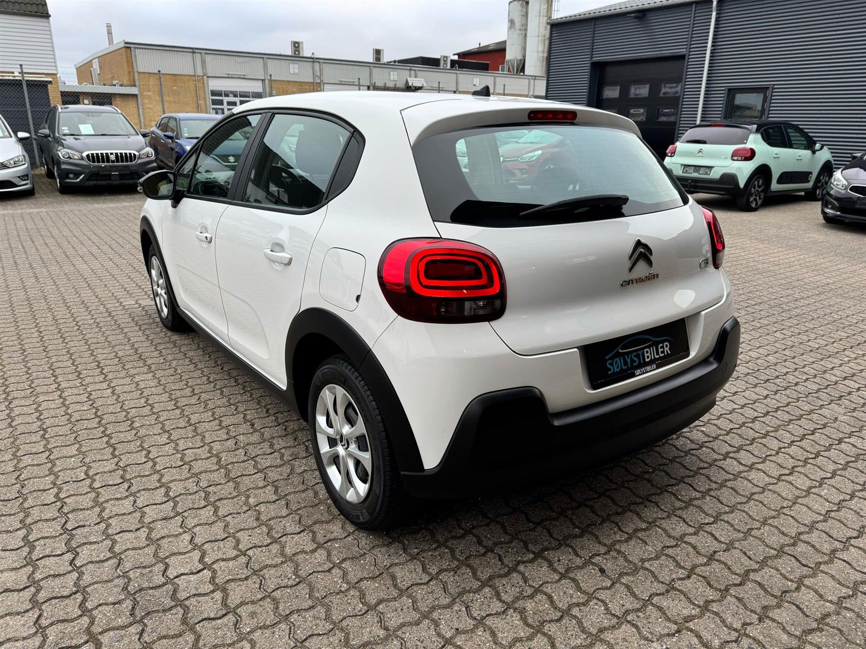 Billede af Citroën C3 1,2 PureTech Limited start/stop 82HK 5d