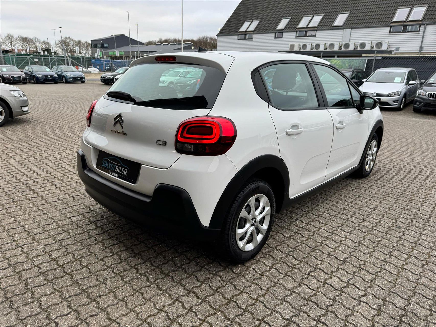 Billede af Citroën C3 1,2 PureTech Limited start/stop 82HK 5d