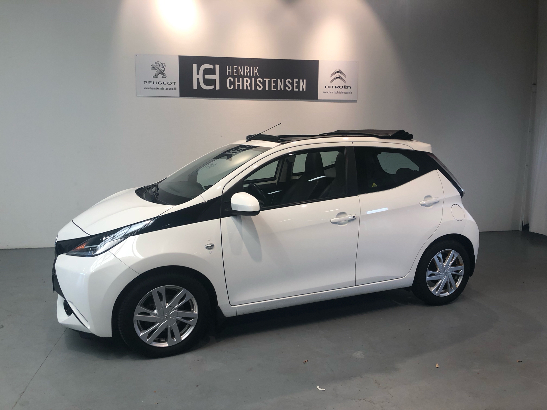 Billede af Toyota Aygo 1,0 VVT-I X-Wave Sky 69HK 5d