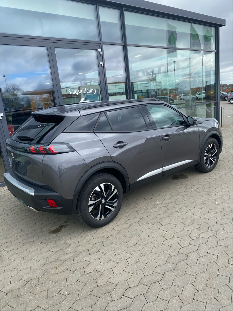 Billede af Peugeot 2008 1,2 PureTech Allure Pack EAT8 130HK 5d 8g Aut.