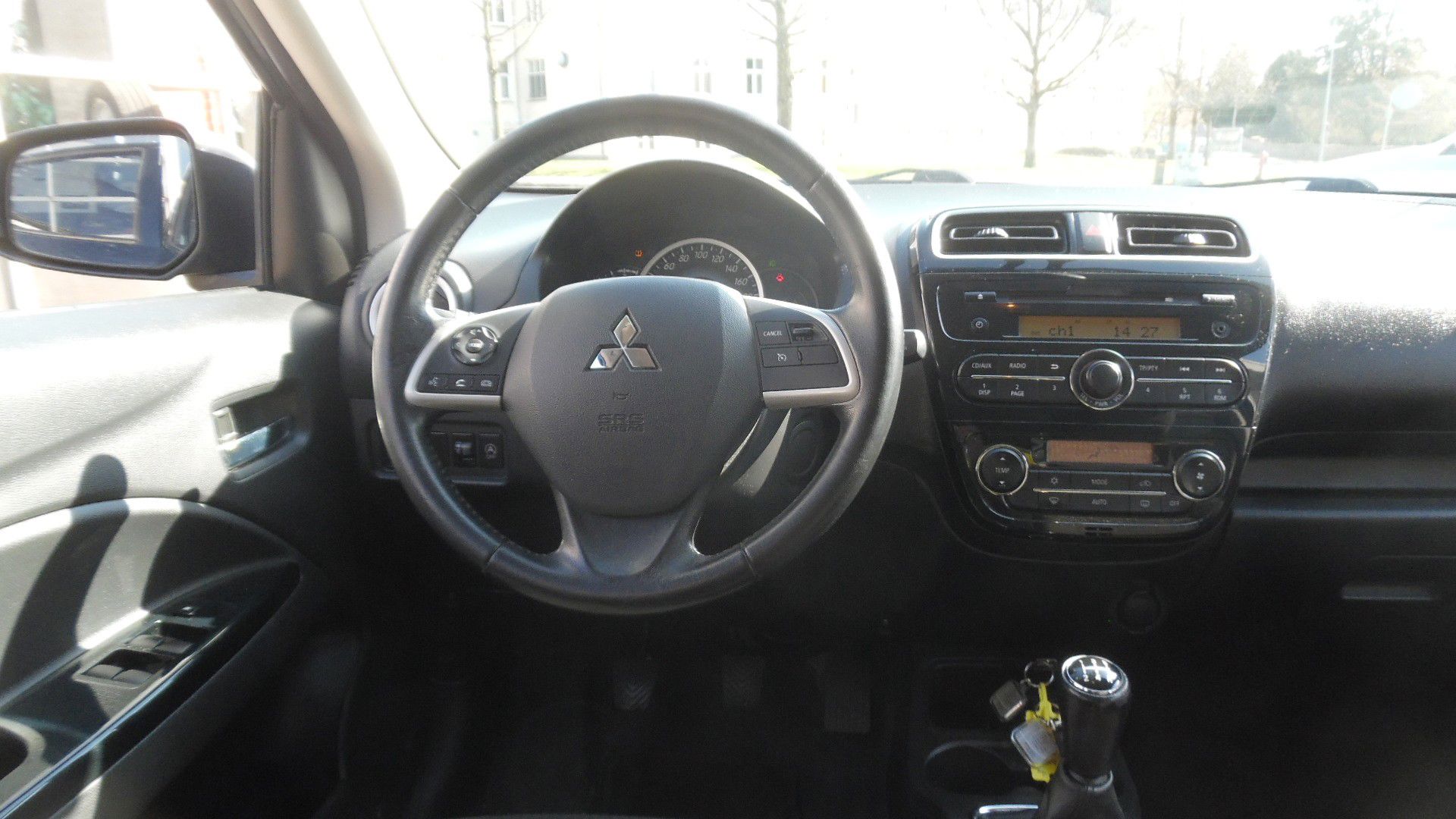 Billede af Mitsubishi Space Star 1,2 Inbeat 80HK 5d