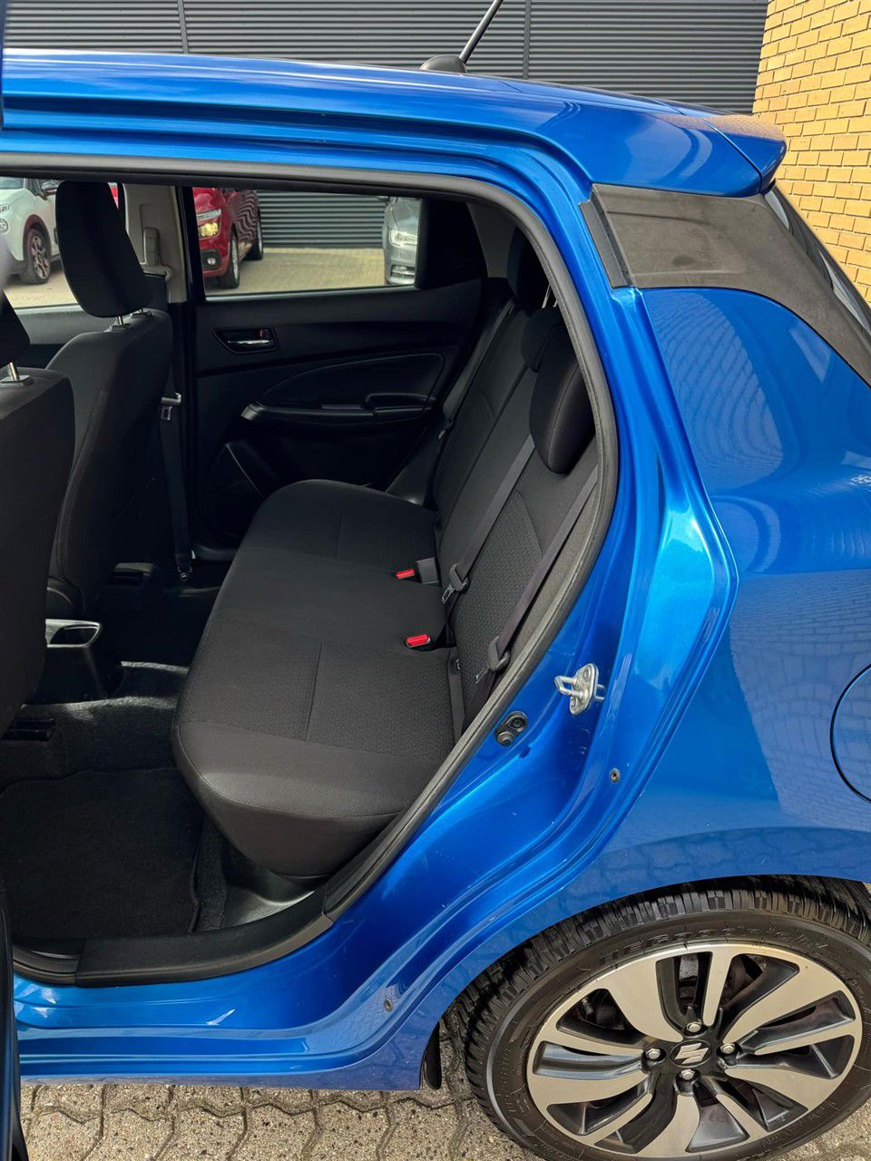 Billede af Suzuki Swift 1,0 Boosterjet  Mild hybrid Exclusive Plus mild-hybrid 112HK 5d