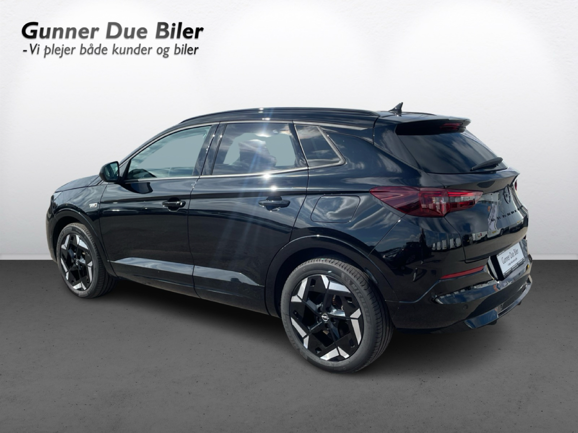 Billede af Opel Grandland 1,6 PHEV  Plugin-hybrid GSE AWD 300HK 5d 8g Aut.