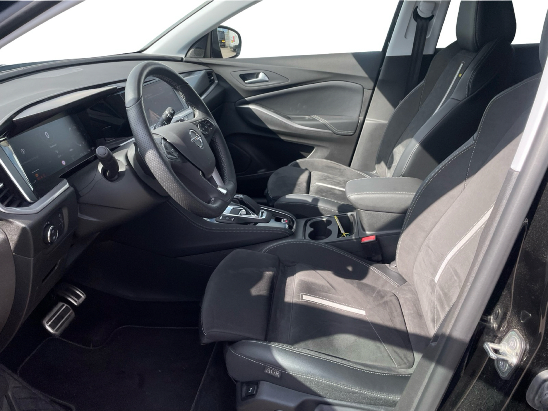 Billede af Opel Grandland 1,6 PHEV  Plugin-hybrid GSE AWD 300HK 5d 8g Aut.