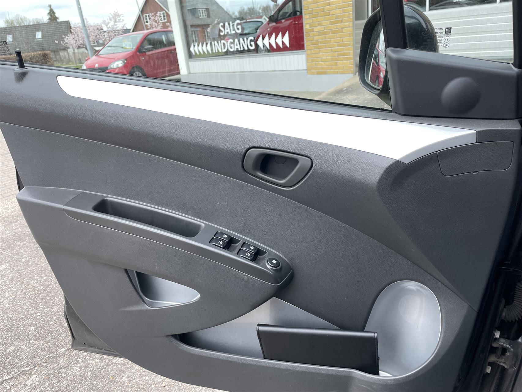 Billede af Chevrolet Spark 1,0 LT A/C 68HK 5d