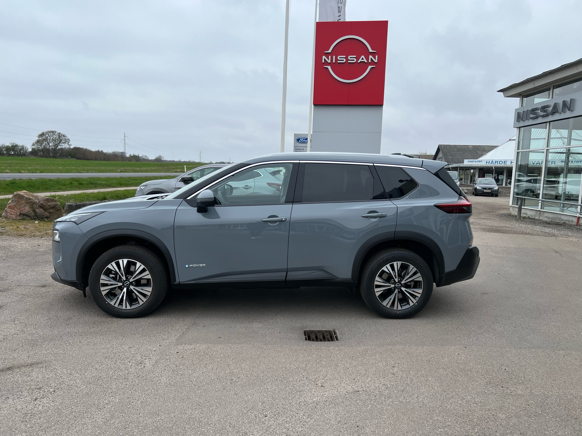 Billede af Nissan X-Trail 1,5 Hybrid N-Connecta e-4orce 210HK 5d Aut.
