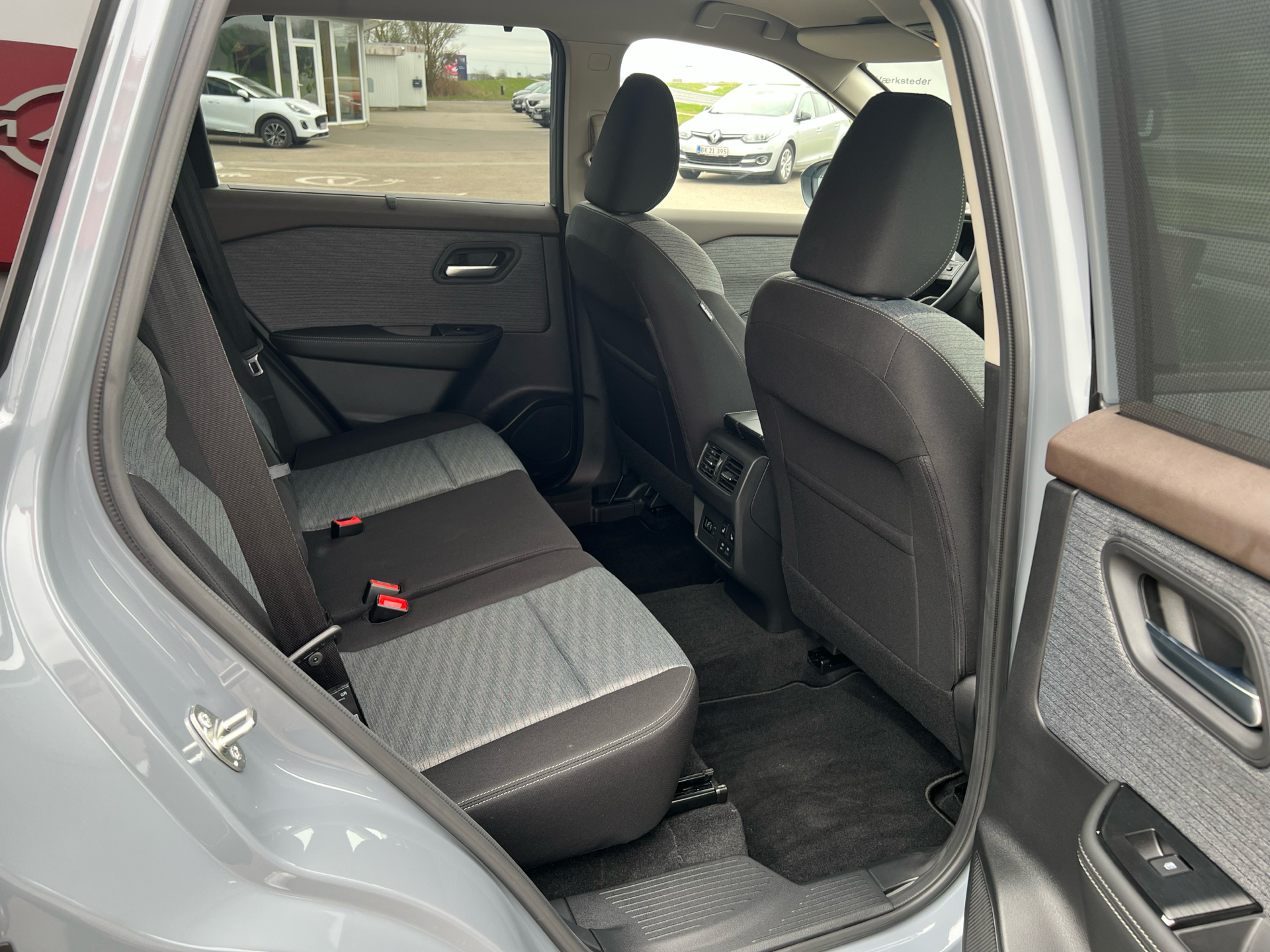 Billede af Nissan X-Trail 1,5 Hybrid N-Connecta e-4orce 210HK 5d Aut.