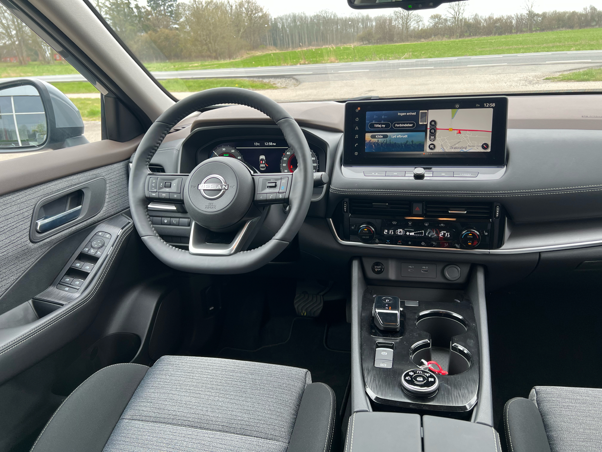 Billede af Nissan X-Trail 1,5 Hybrid N-Connecta e-4orce 210HK 5d Aut.