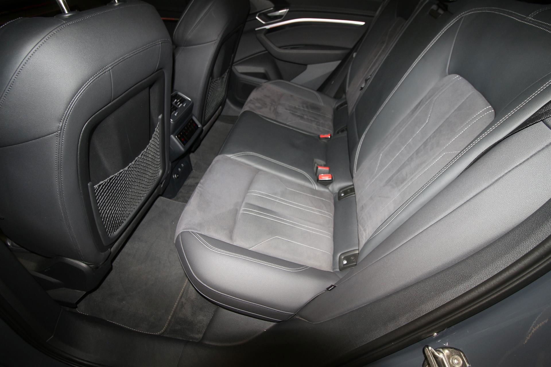 Billede af Audi Q8 50 E-tron Prestige Quattro 340HK 5d Aut.