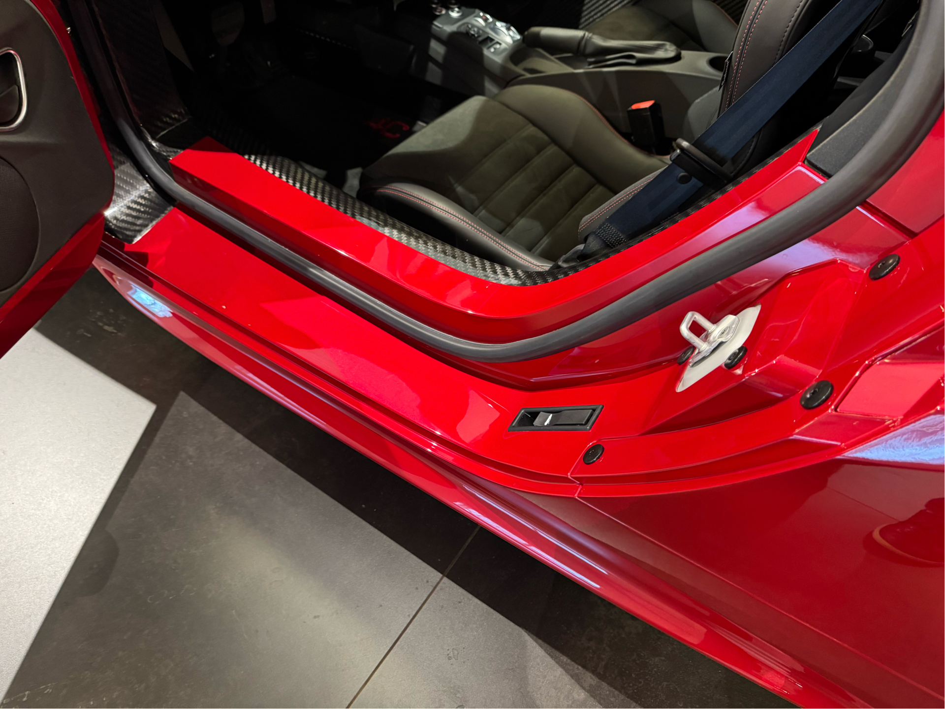 Billede af Alfa Romeo 4C 1,7 Turbo TCT 240HK 2d 6g Aut.