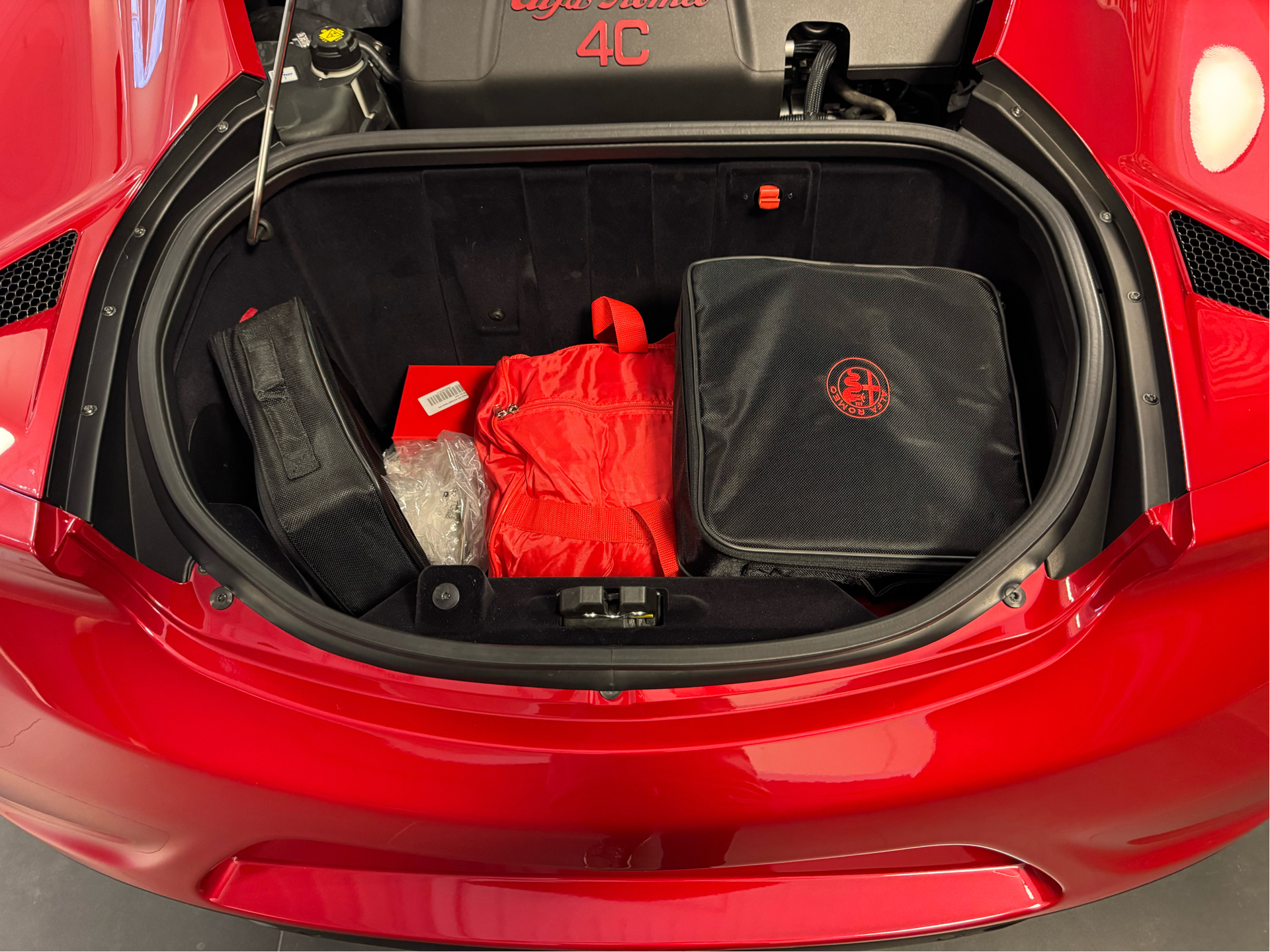 Billede af Alfa Romeo 4C 1,7 Turbo TCT 240HK 2d 6g Aut.