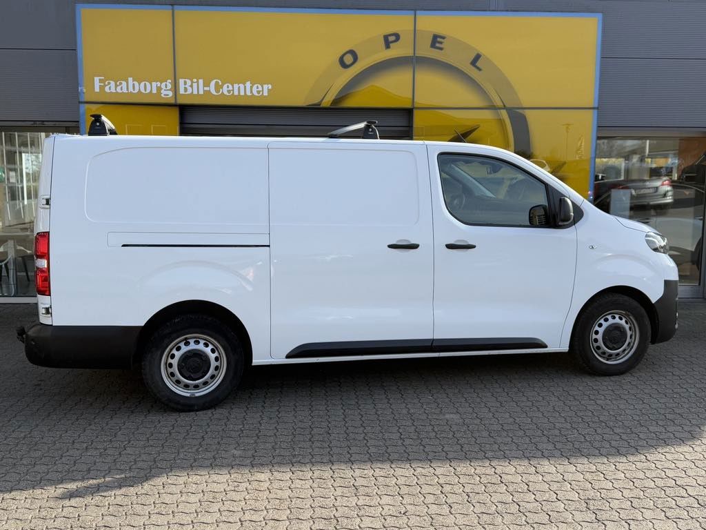Billede af Toyota Proace Long 2,0 D Comfort Masterpakke 120HK Van 8g Aut.