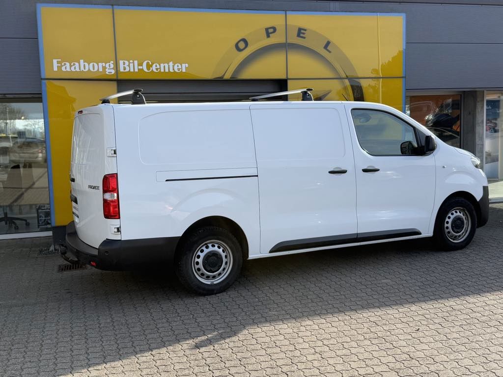 Billede af Toyota Proace Long 2,0 D Comfort Masterpakke 120HK Van 8g Aut.