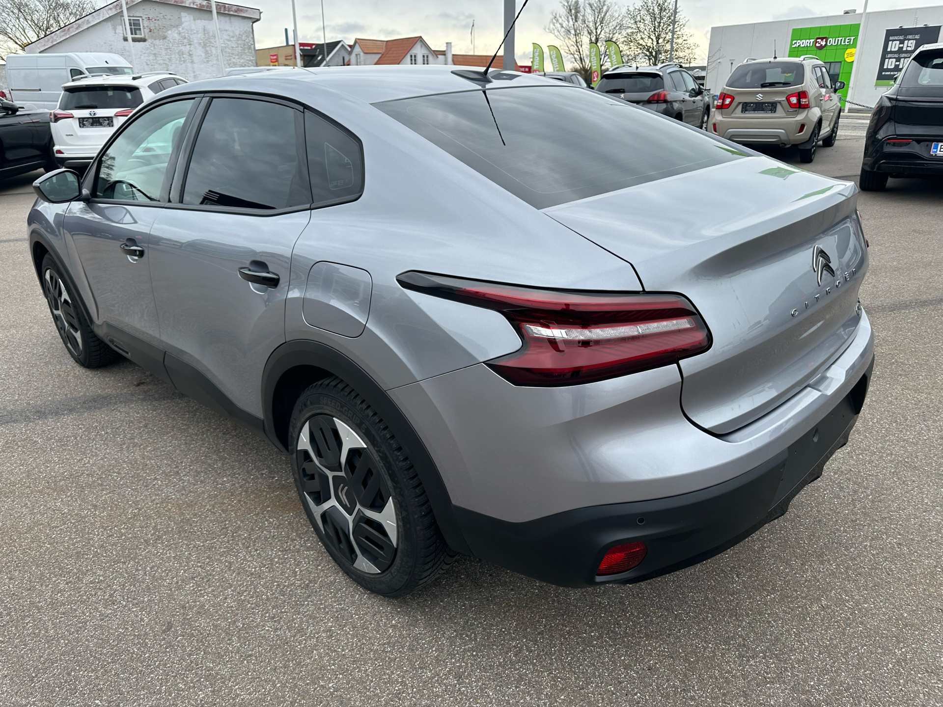Billede af Citroën C4 X 1,2 PureTech Attraction 100HK 5d 6g