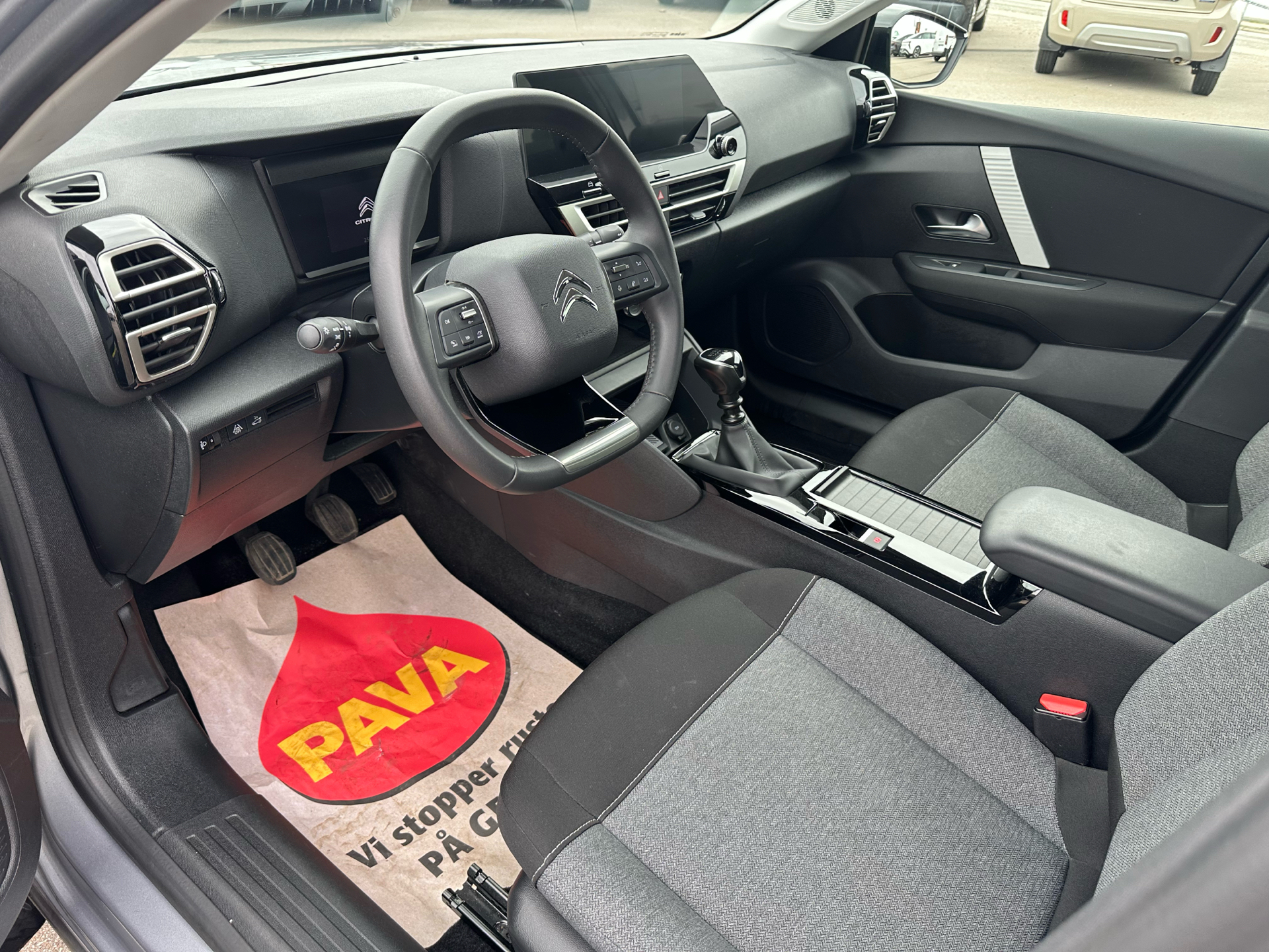 Billede af Citroën C4 X 1,2 PureTech Attraction 100HK 5d 6g