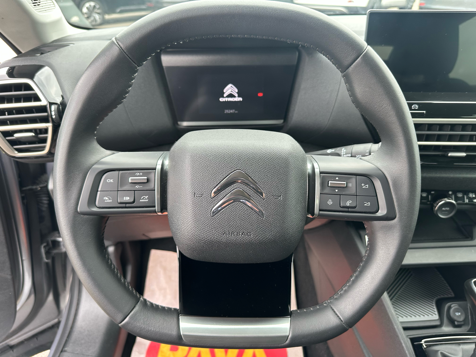 Billede af Citroën C4 X 1,2 PureTech Attraction 100HK 5d 6g