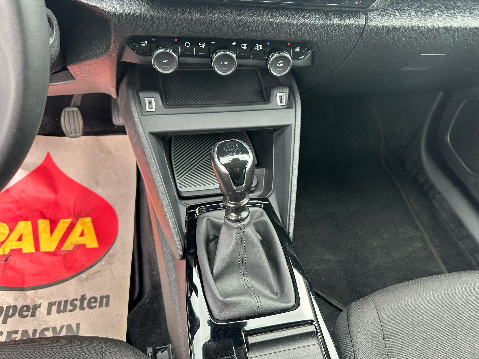 Billede af Citroën C4 X 1,2 PureTech Attraction 100HK 5d 6g