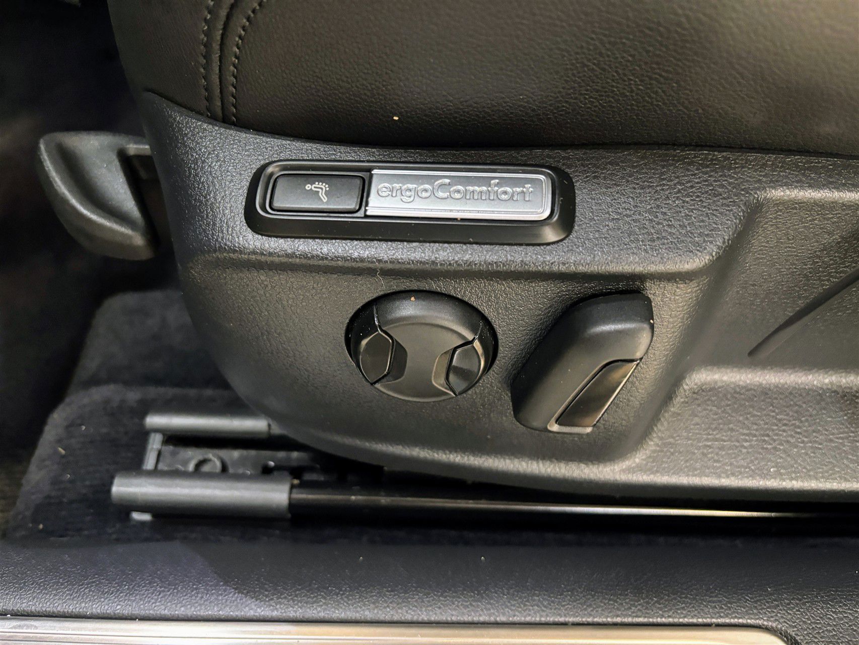 Billede af VW Passat Variant 1,4 TSI BMT ACT Highline Premium DSG 150HK Van 7g Aut.