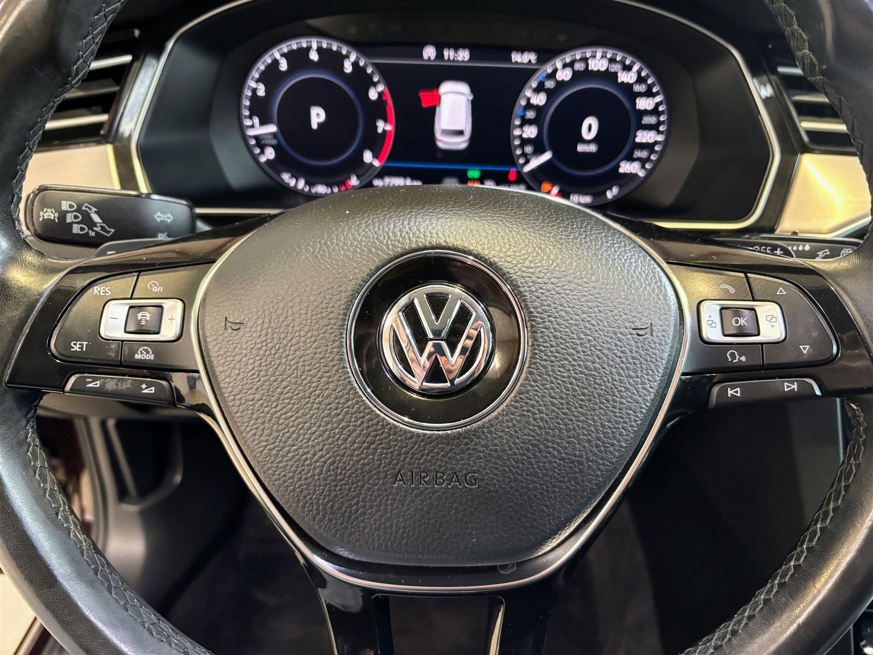 Billede af VW Passat Variant 1,4 TSI BMT ACT Highline Premium DSG 150HK Van 7g Aut.
