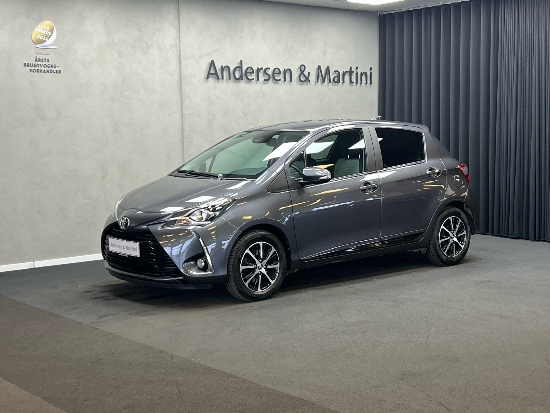 Billede af Toyota Yaris 1,5 VVT-I T3 Smartpakke 111HK 5d 6g