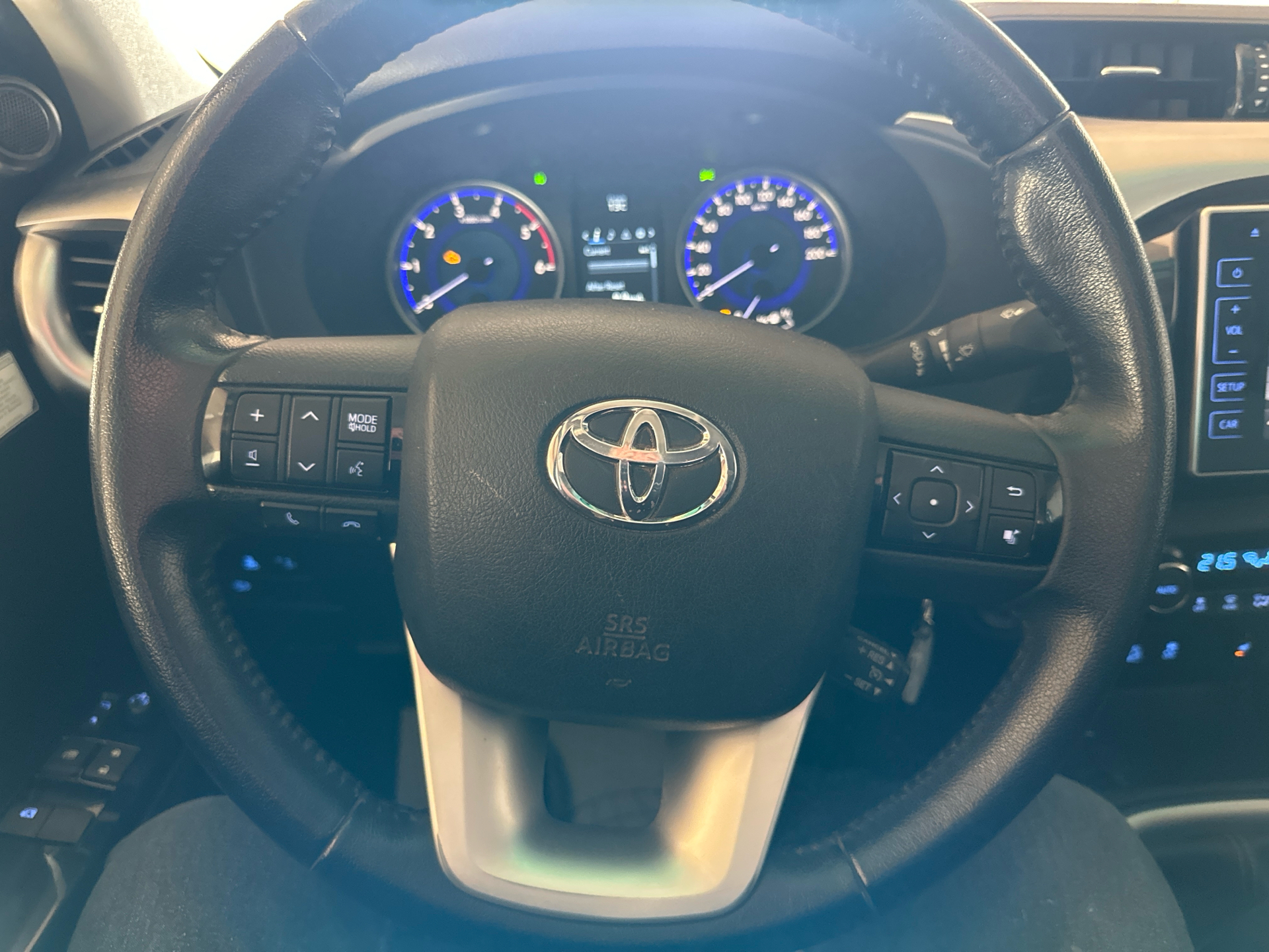Billede af Toyota HiLux Extra Cab 2,4 D-4D T3 4x4 150HK Pick-Up 6g