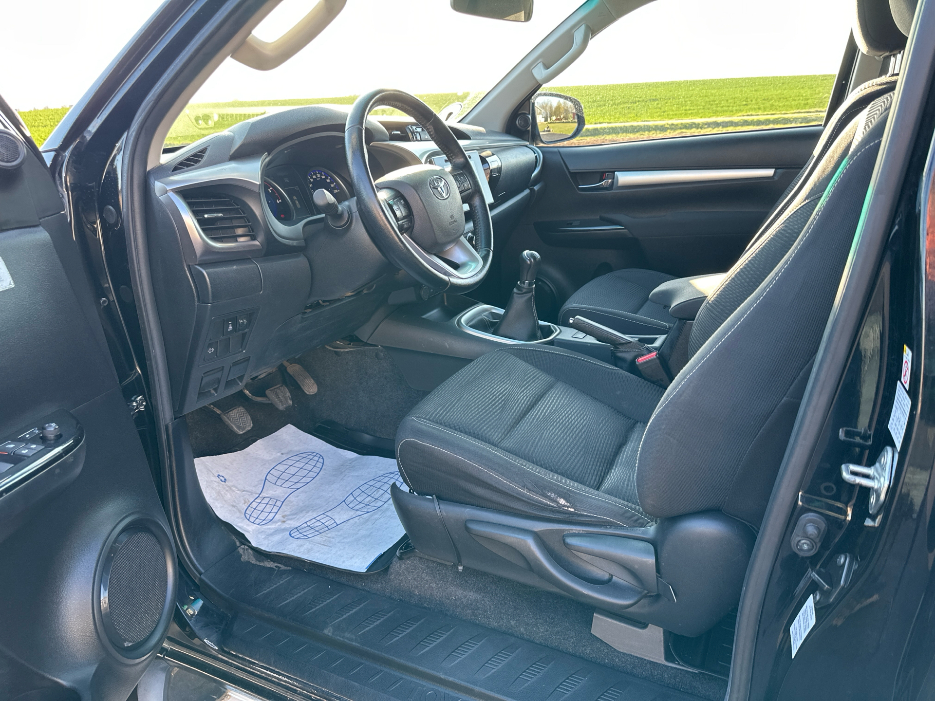 Billede af Toyota HiLux Extra Cab 2,4 D-4D T3 4x4 150HK Pick-Up 6g