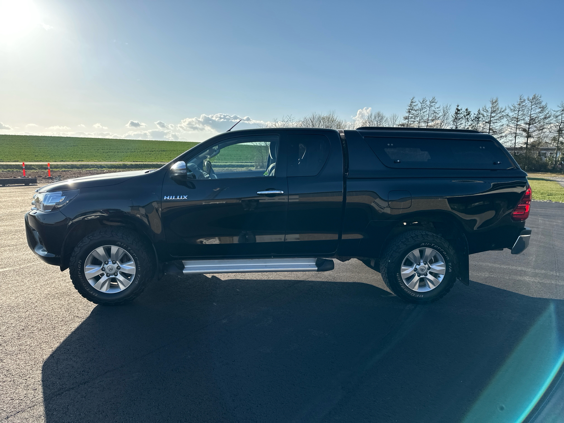 Billede af Toyota HiLux Extra Cab 2,4 D-4D T3 4x4 150HK Pick-Up 6g
