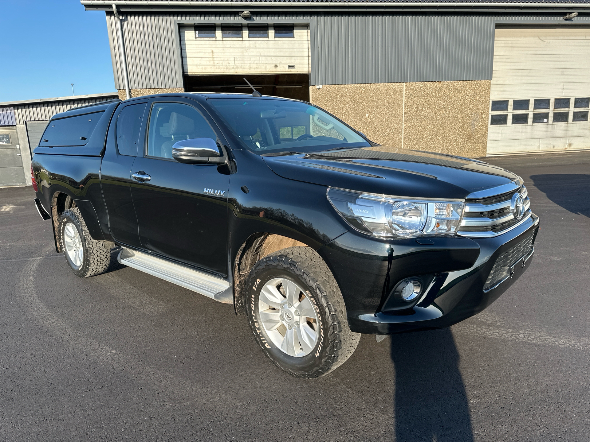 Billede af Toyota HiLux Extra Cab 2,4 D-4D T3 4x4 150HK Pick-Up 6g