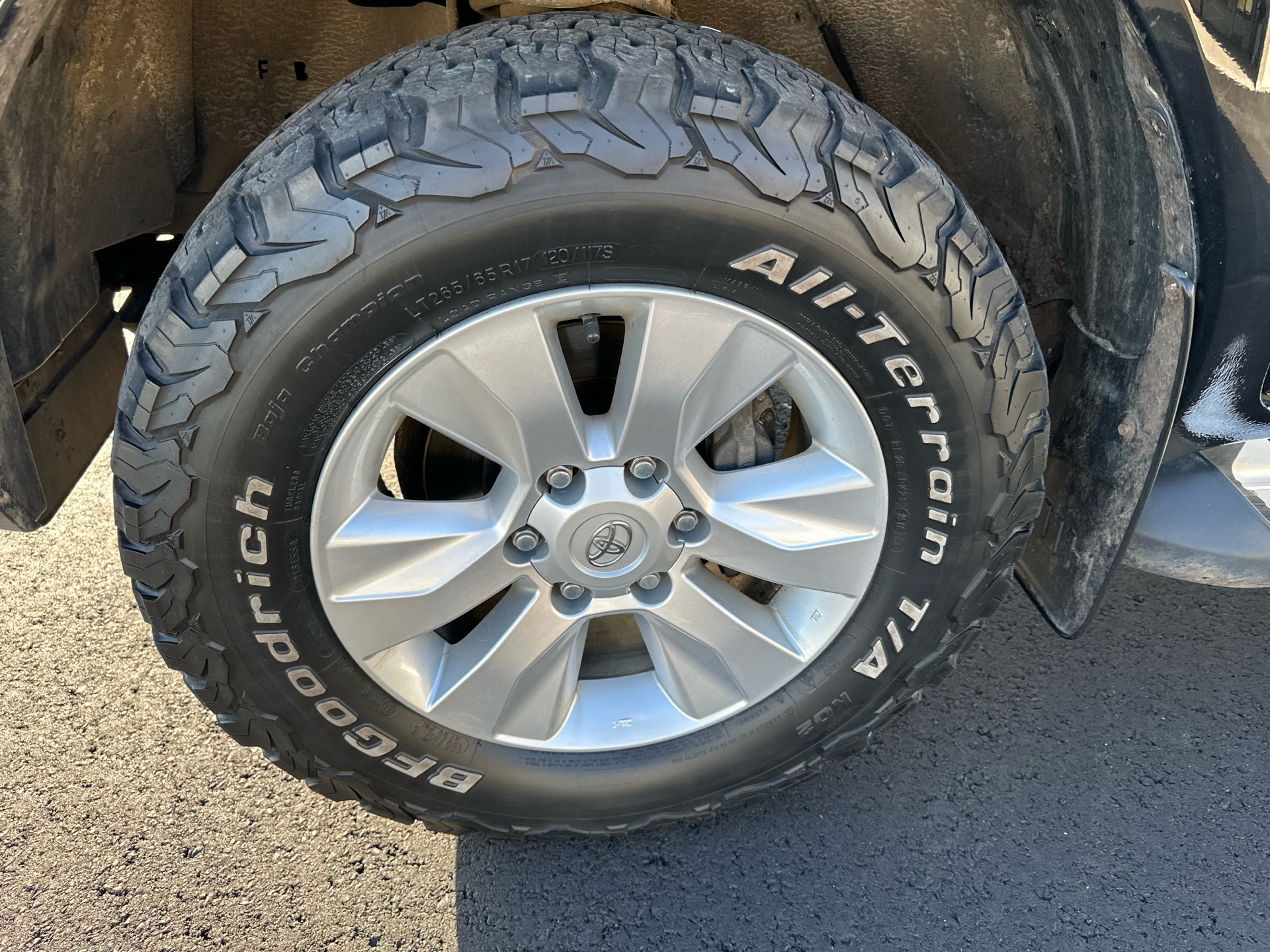 Billede af Toyota HiLux Extra Cab 2,4 D-4D T3 4x4 150HK Pick-Up 6g