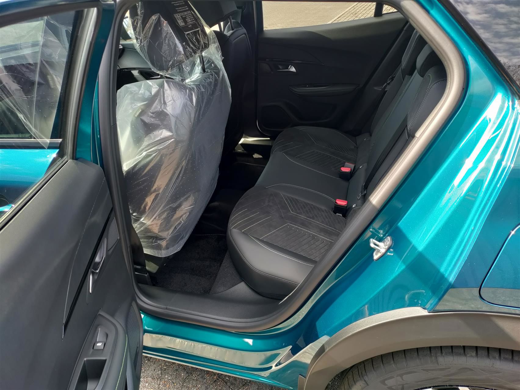 Billede af Peugeot e-2008 EL GT 156HK 5d Aut.