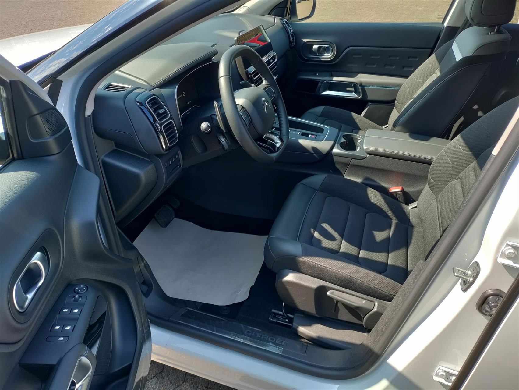 Billede af Citroën C5 Aircross 1,6 Plugin-hybrid Prestige EAT8 225HK 5d 8g Aut.