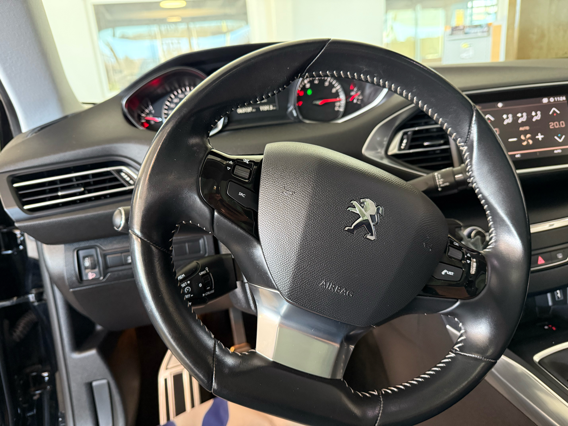 Billede af Peugeot 308 SW 1,2 e-THP Selection Sky 130HK Stc