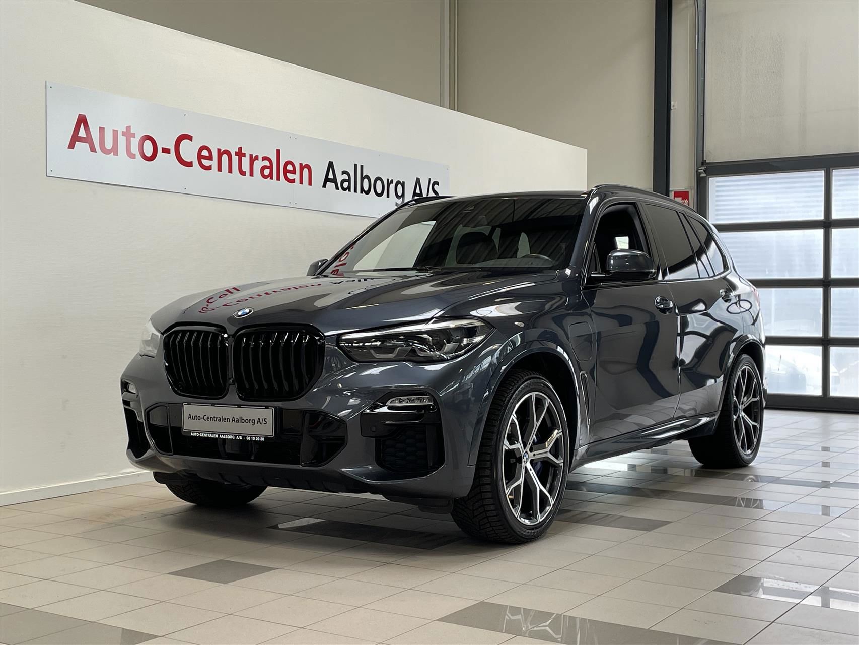 Billede af BMW X5 45e 3,0 Plugin-hybrid XDrive Steptronic 399HK 5d 8g Aut.