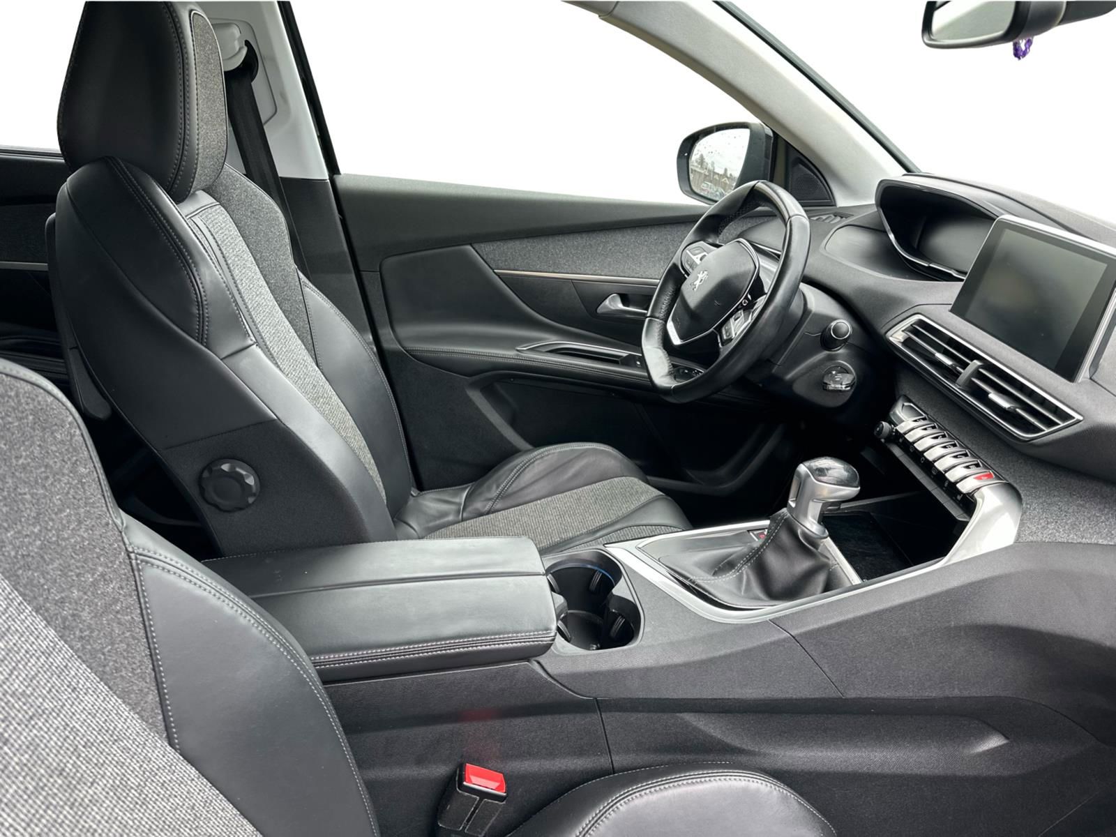 Billede af Peugeot 5008 2,0 BlueHDi Allure Start/Stop 150HK 5d 6g