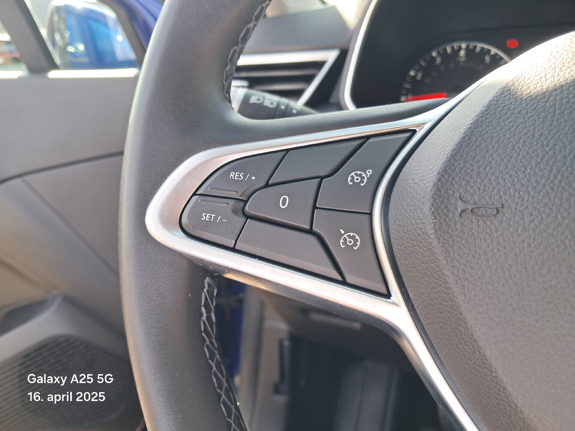 Billede af Renault Clio 1,0 TCE Zen 100HK 5d