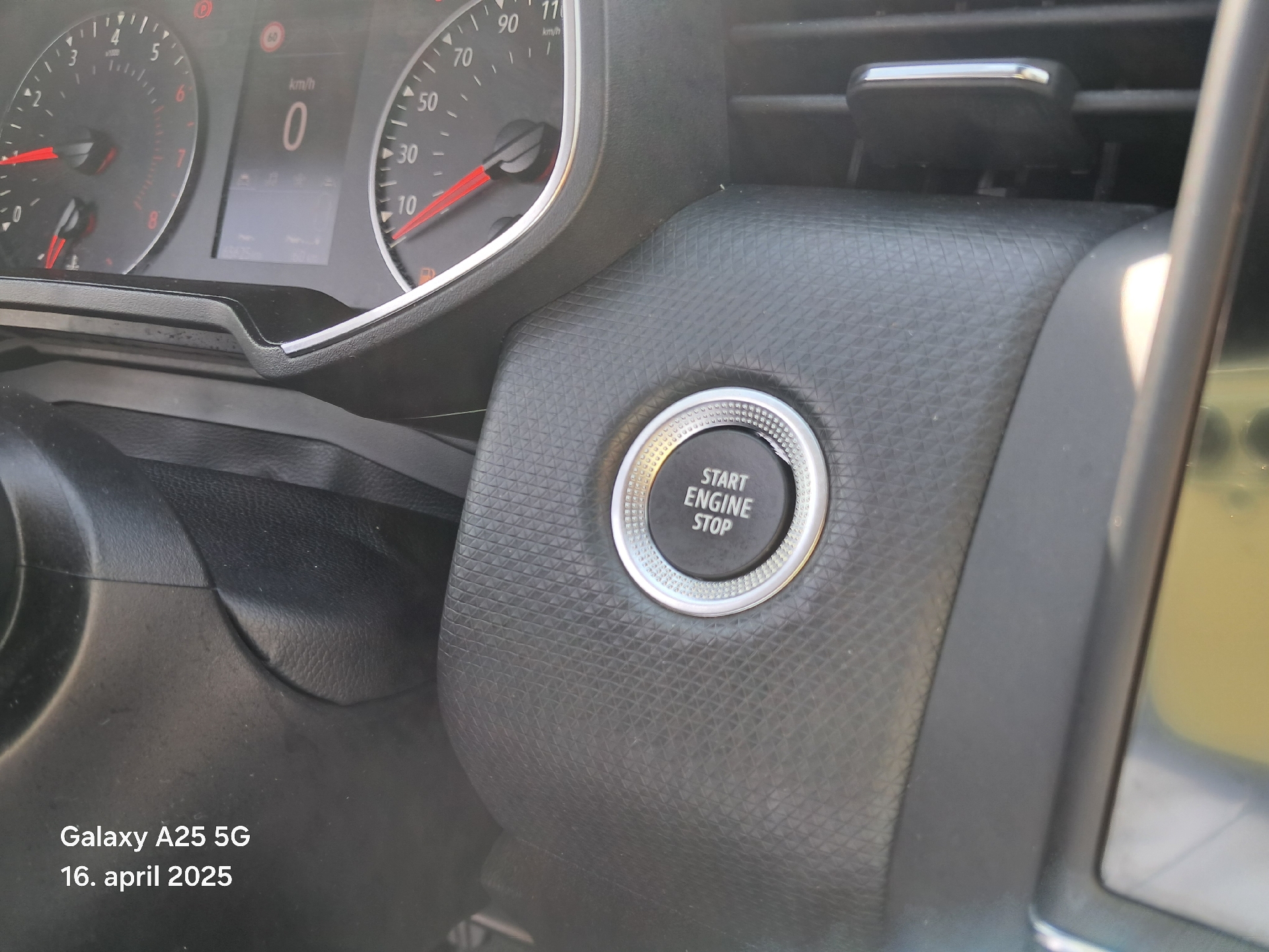 Billede af Renault Clio 1,0 TCE Zen 100HK 5d