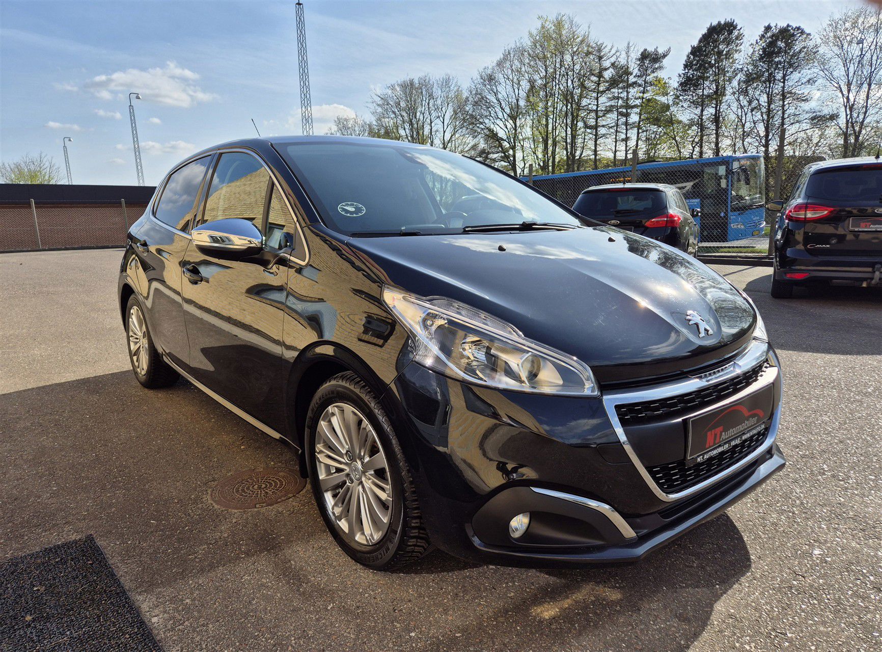 Billede af Peugeot 208 1,2 PureTech Allure+ 82HK 5d