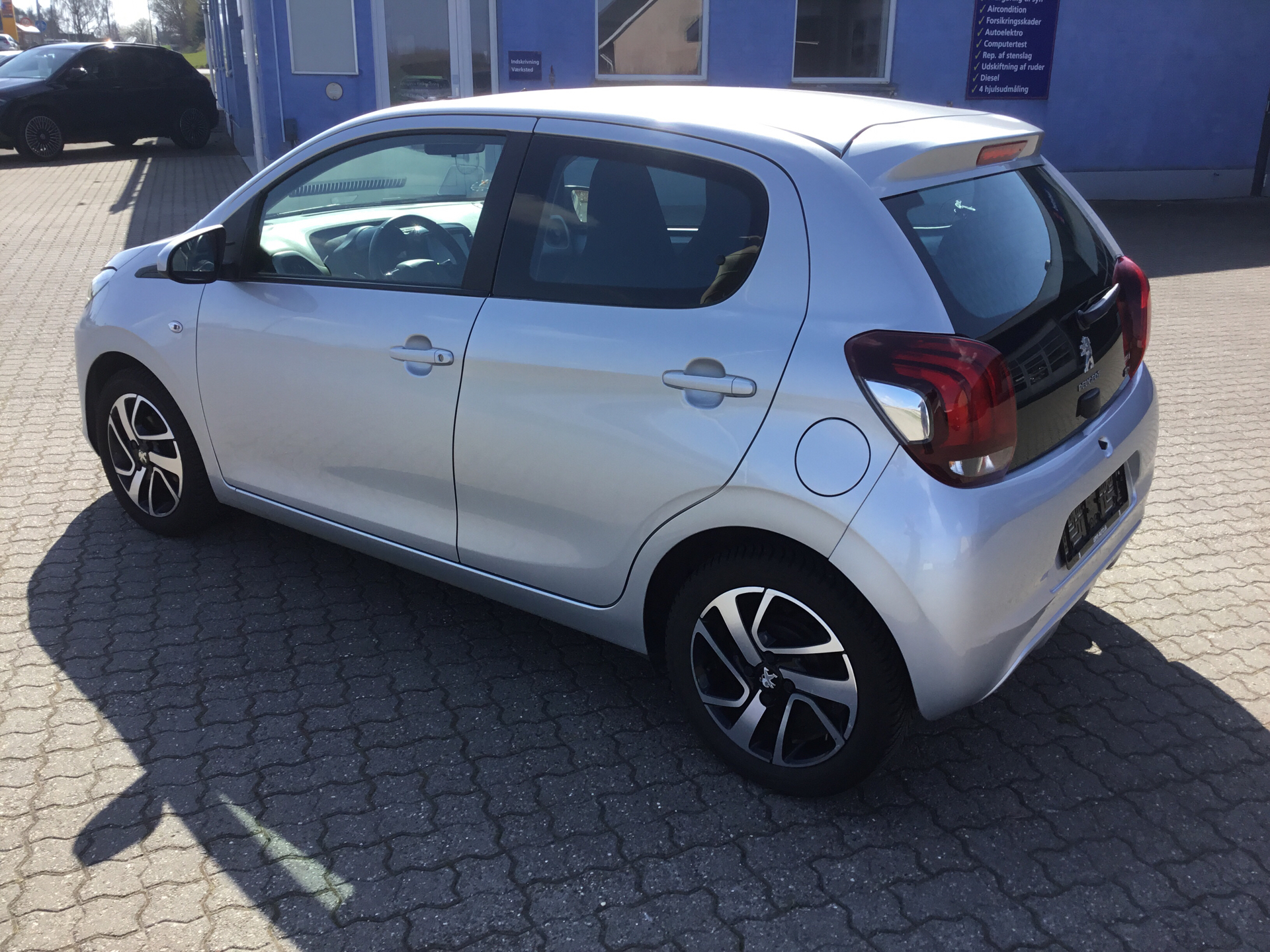 Billede af Peugeot 108 1,0 e-Vti More+ Metal 69HK 5d