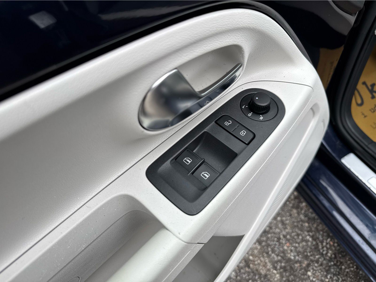 Billede af VW e-up EL High 82HK 5d Aut.