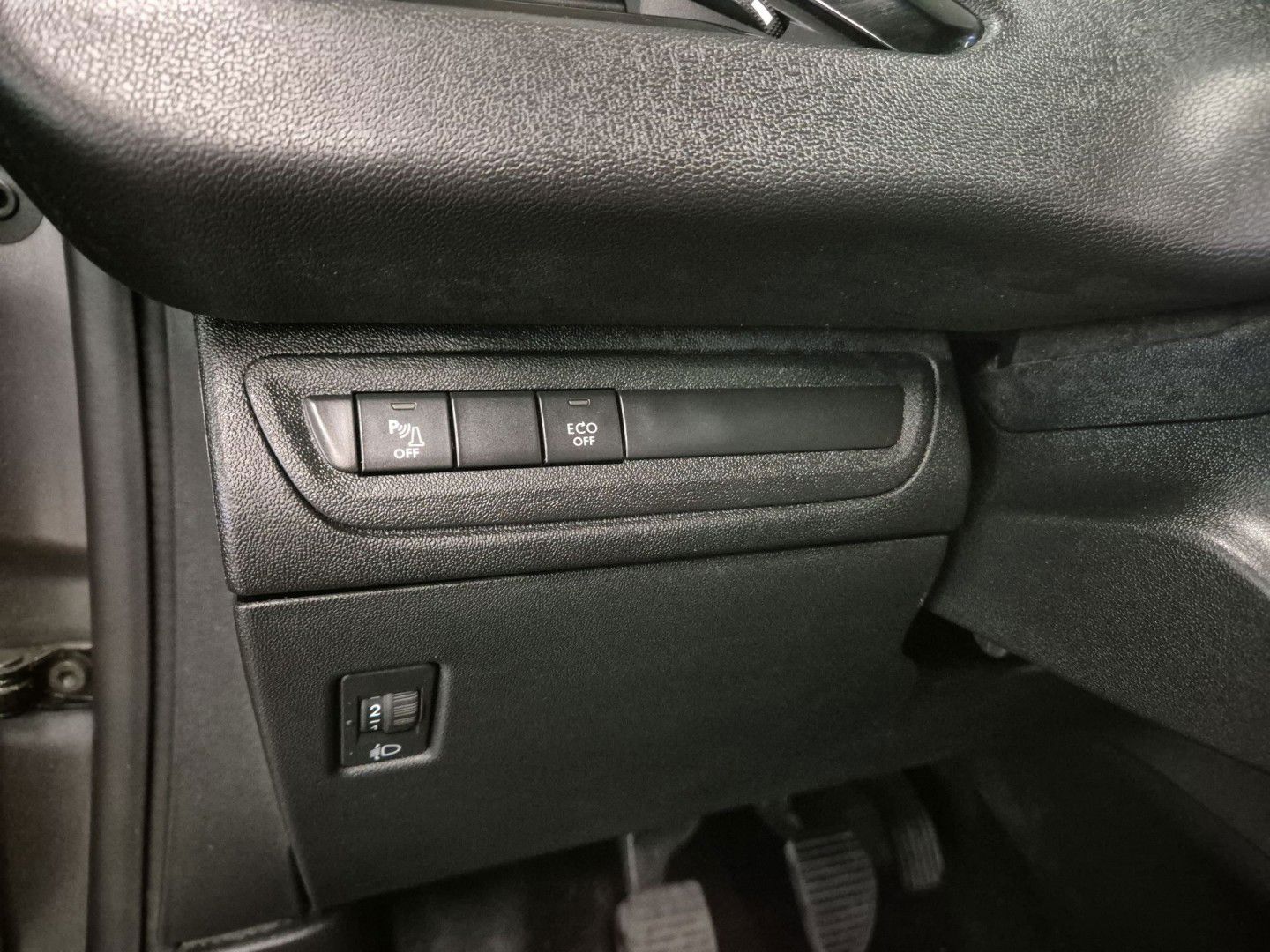 Billede af Peugeot 208 1,5 BlueHDi Active 100HK 5d