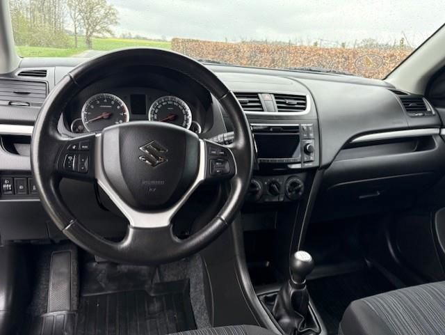 Billede af Suzuki Swift 1,2 16V Comfort 90HK 5d