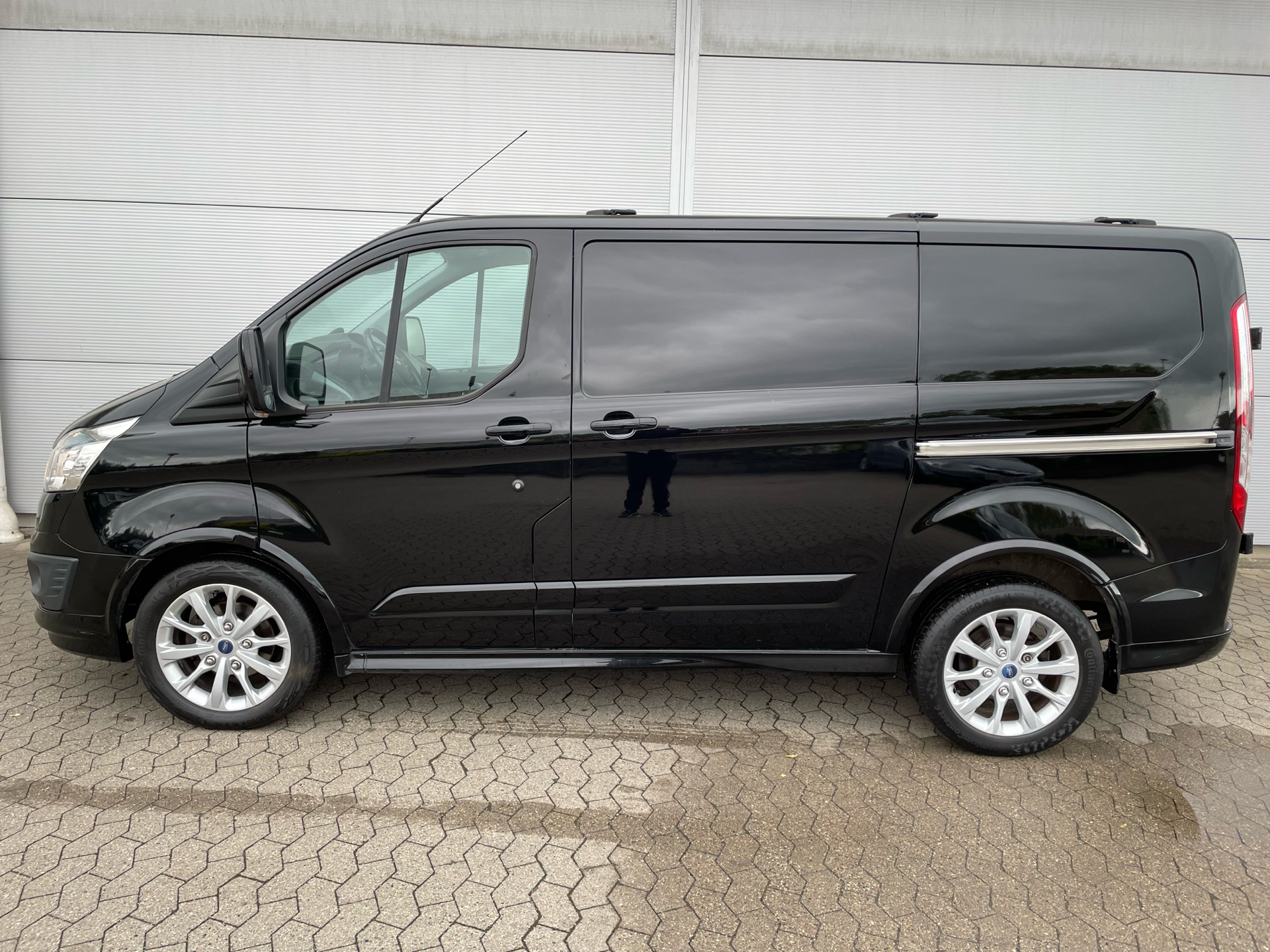 Billede af Ford Transit Custom 290 L1H1 2,2 TDCi Sport 155HK Van 6g