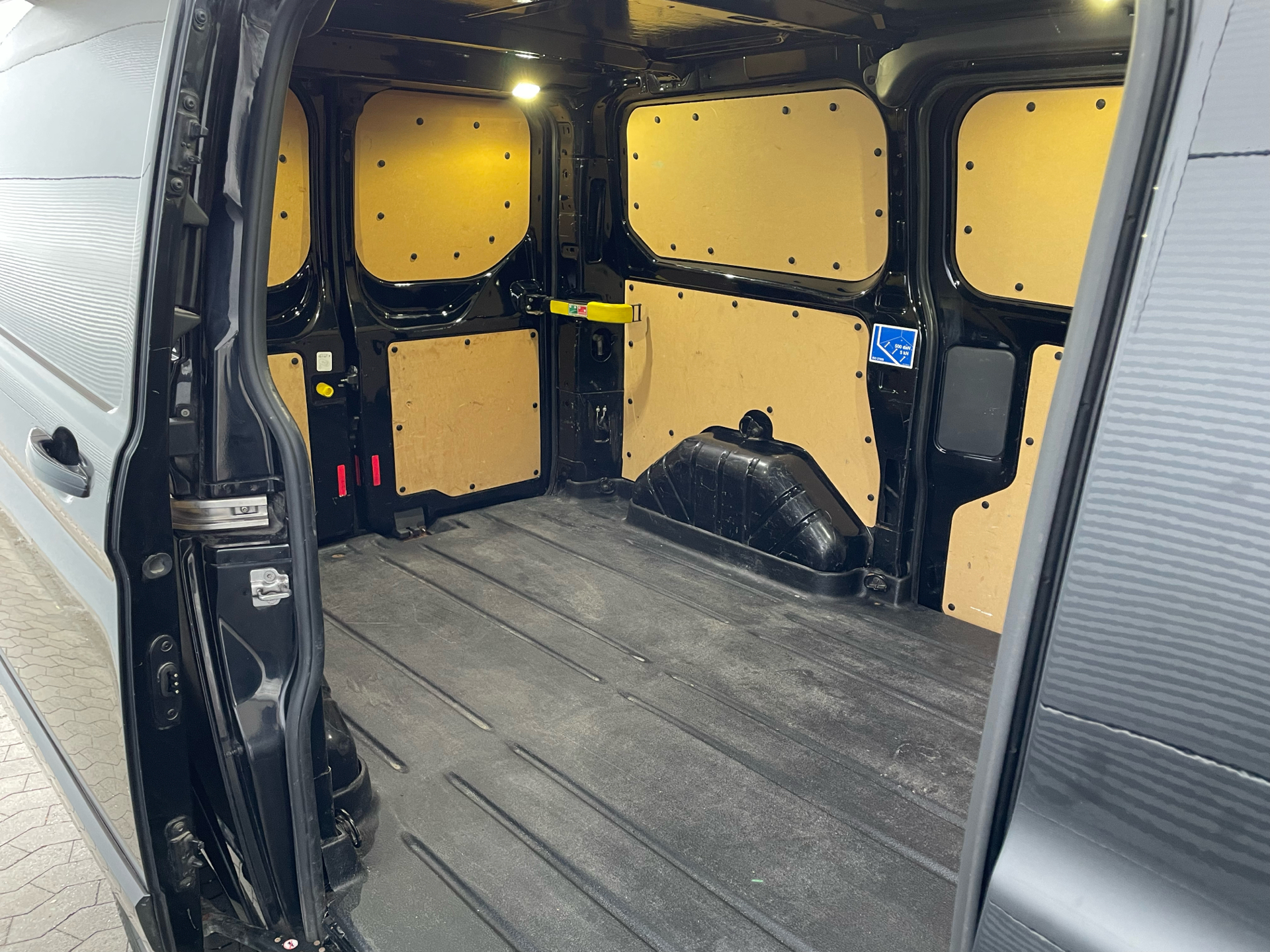 Billede af Ford Transit Custom 290 L1H1 2,2 TDCi Sport 155HK Van 6g