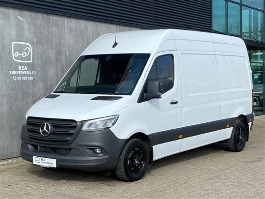 Mercedes-Benz Sprinter 215 2,0 CDI A2 H2 150HK Van 9g Aut.