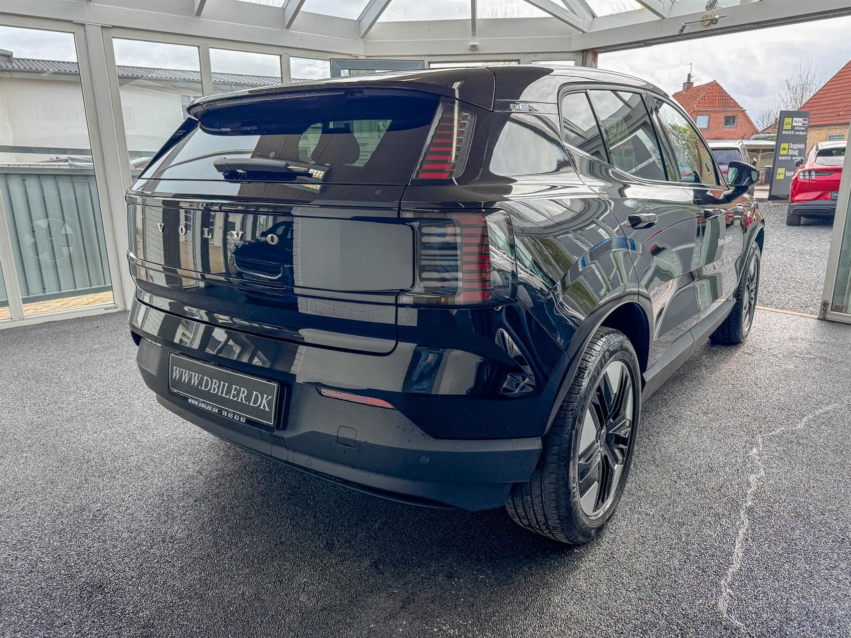 Billede af Volvo EX30 Single Motor Extended Range Core 272HK 5d Aut.