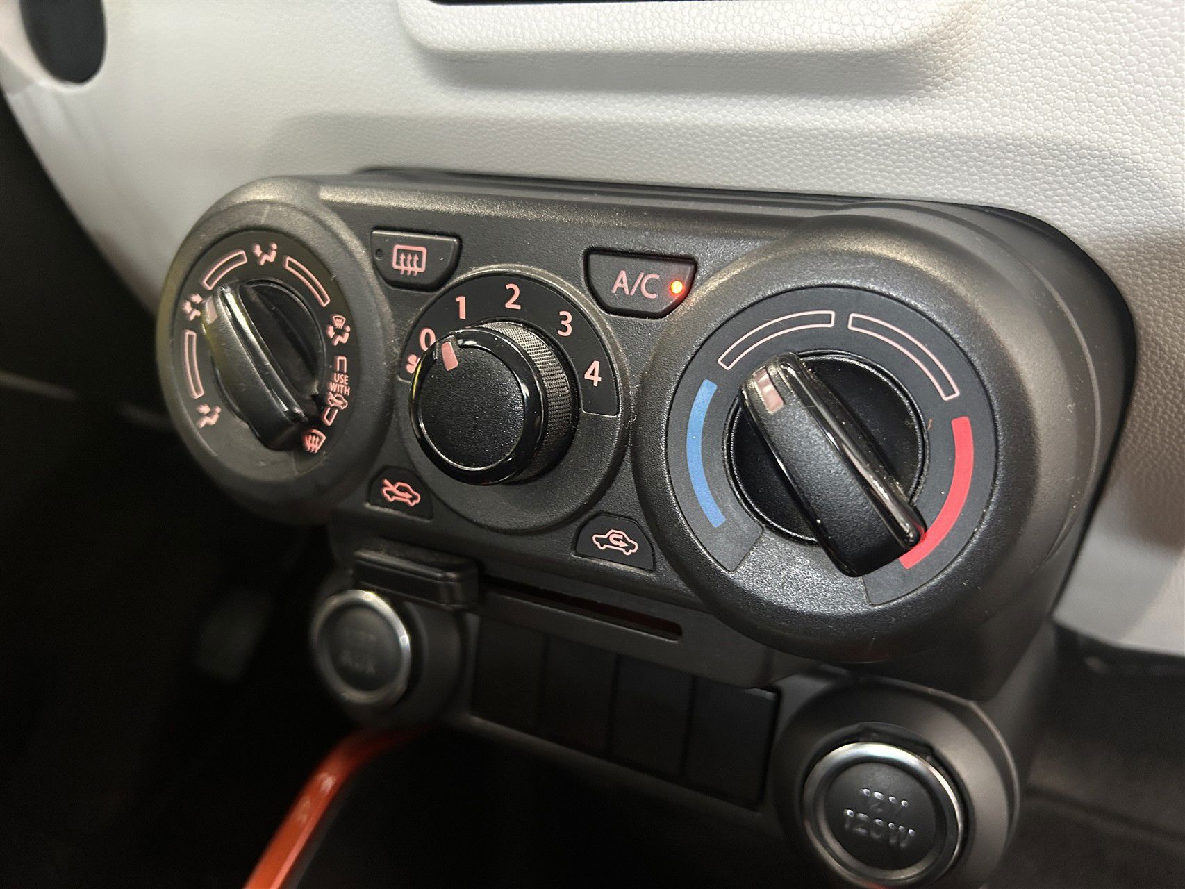 Billede af Suzuki Ignis 1,2 Dualjet 16V Club 90HK 5d