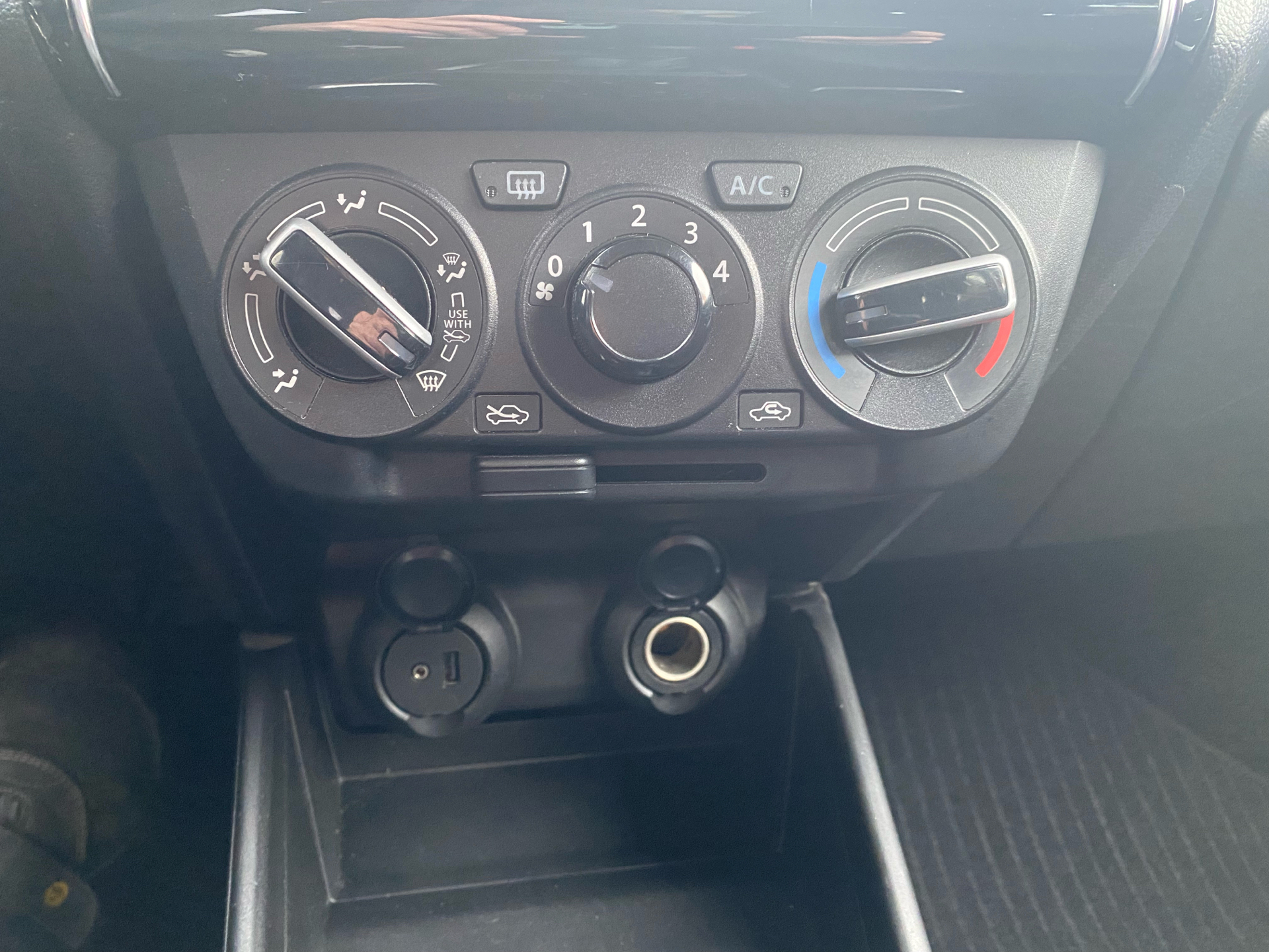 Billede af Suzuki Swift 1,2 Dualjet  Mild hybrid Action AEB 83HK 5d