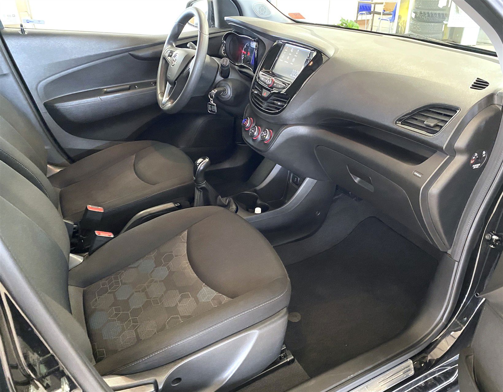 Billede af Opel Karl 1,0 Rocks 75HK 5d