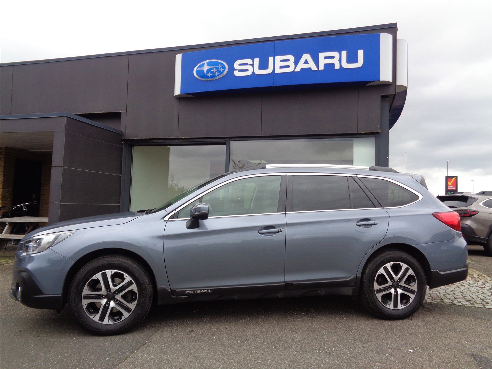 Billede af Subaru Outback 2,5 Active AWD Lineartronic 175HK Stc 6g Aut.